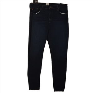 Hudson size 32 Natalie midrise s.s.ankle jeans. Frayed hems, nice dark wash.